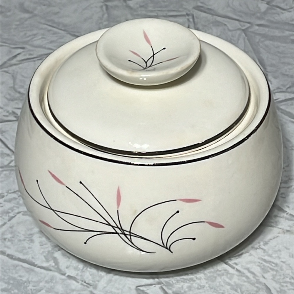 Homer Laughlin Rhythm Capri covered sugar bowl Vtg 50’s